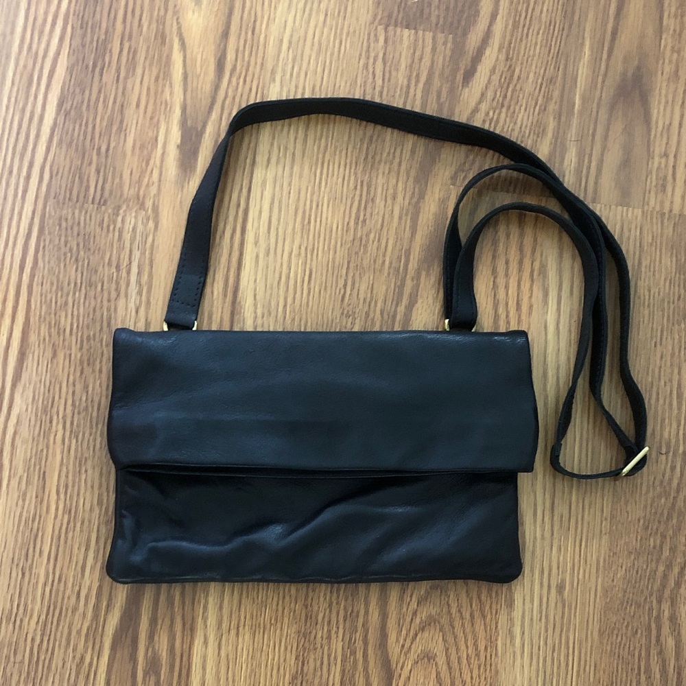 Sseko Designs Black Leather Foldover Convertible Crossbody Clutch Bag